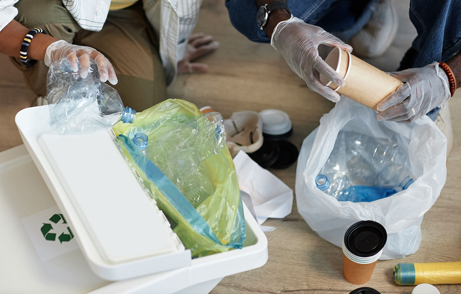Safe sorting of healthcare waste